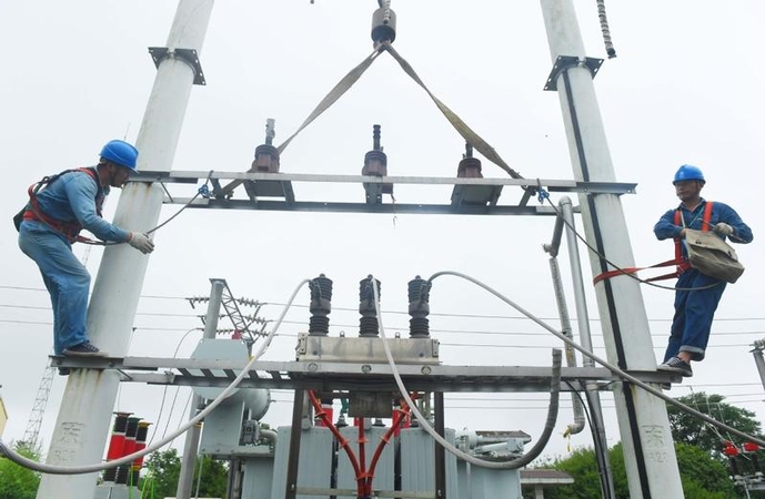China's power consumption continues to grow in first 8 months China's power consumption continues to grow in first 8 months