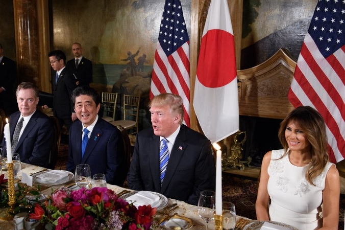 Trump, Abe note importance of trilateral cooperation with S. Korea Trump, Abe note importance of trilateral cooperation with S. Korea