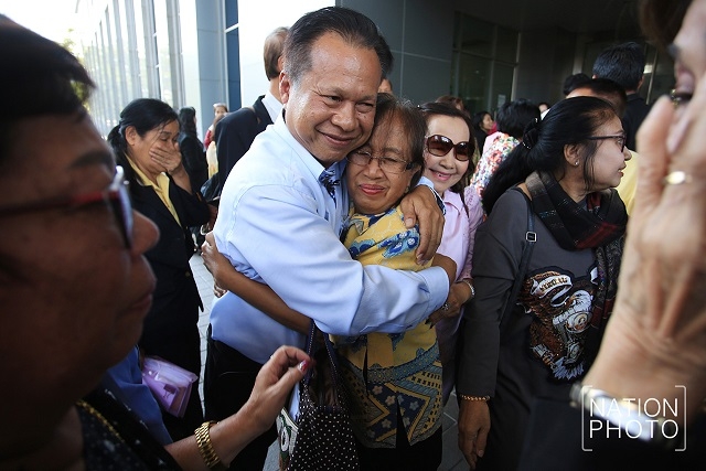 Court sides with indebted teachers against Education Ministry Court sides with indebted teachers against Education Ministry