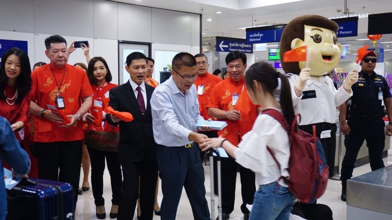 Chinese arrivals pick up thanks to visa-on-arrival fee waiver Chinese arrivals pick up thanks to visa-on-arrival fee waiver