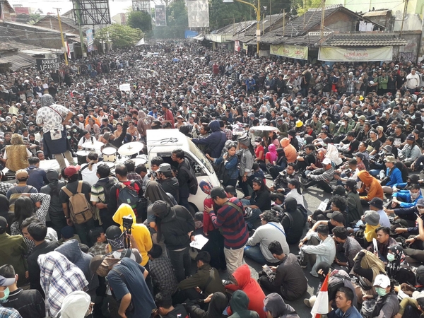 No, Indonesian students are not taking to the streets only to fight sex ban No, Indonesian students are not taking to the streets only to fight sex ban