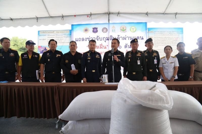 Huge shipment of poppy seeds halted at Laem Chabang Huge shipment of poppy seeds halted at Laem Chabang