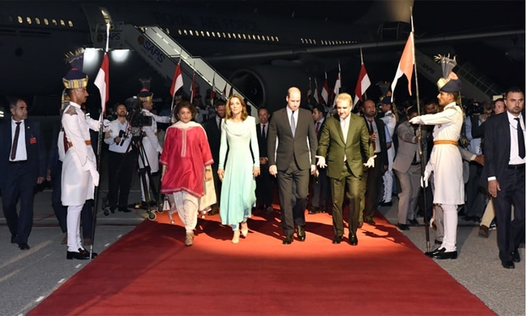 Britain's Prince William, Kate Middleton arrive in Pakistan on 5-day visit Britain's Prince William, Kate Middleton arrive in Pakistan on 5-day visit