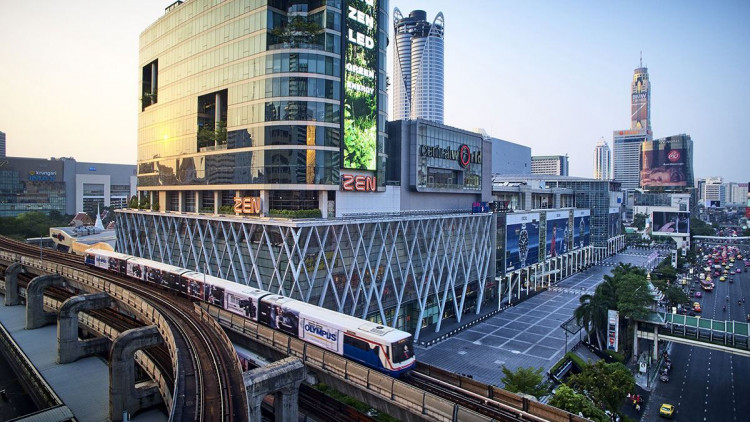 Central World rocks for the festive season Central World rocks for the festive season