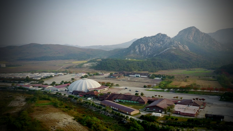 S. Korea asks N. Korea to hold working-level talks over Mount Kumgang S. Korea asks N. Korea to hold working-level talks over Mount Kumgang