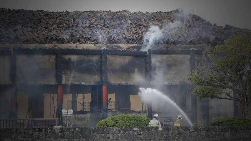 Fire burns down structures at historic Japanese castle Fire burns down structures at historic Japanese castle
