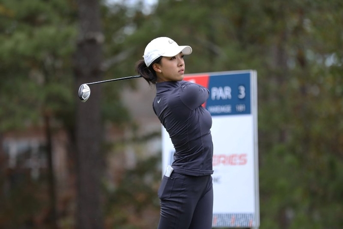 Seventh straight round under par leaves He In lead Seventh straight round under par leaves He In lead