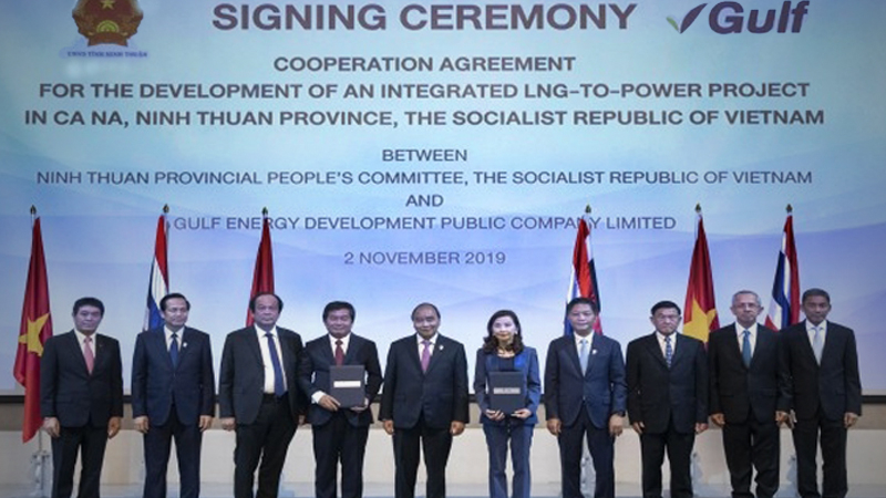 Gulf Energy inks agreement to study building of 6,000 MW LNG power plant in Vietnam Gulf Energy inks agreement to study building of 6,000 MW LNG power plant in Vietnam