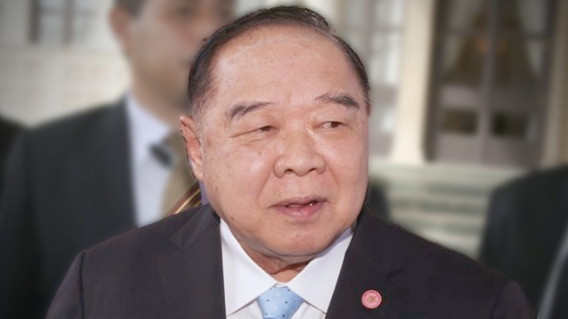 Prawit urges security agencies to be on alert during Loy Krathong celebrations Prawit urges security agencies to be on alert during Loy Krathong celebrations