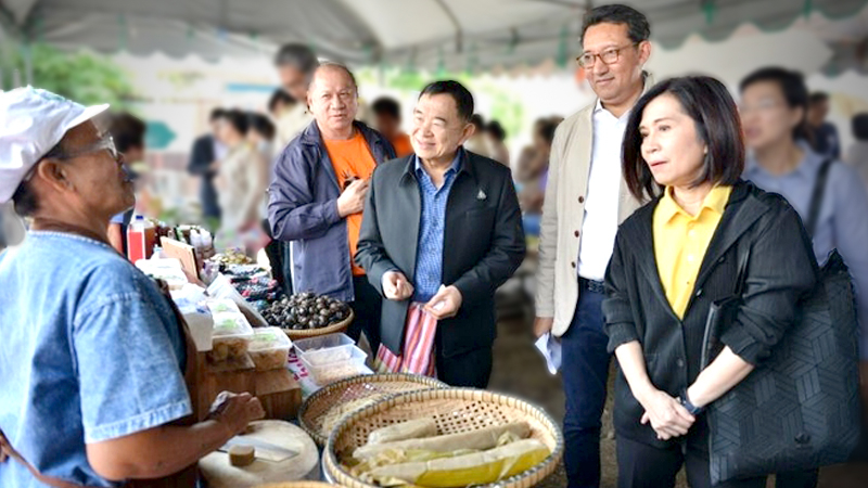 Deputy commerce minister seeks to expand market channels for water chestnut Deputy commerce minister seeks to expand market channels for water chestnut