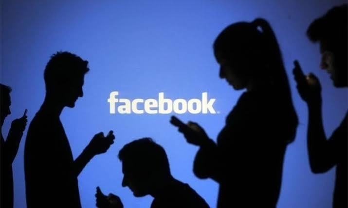 Pakistan leads in number of censorship requests sent to Facebook Pakistan leads in number of censorship requests sent to Facebook