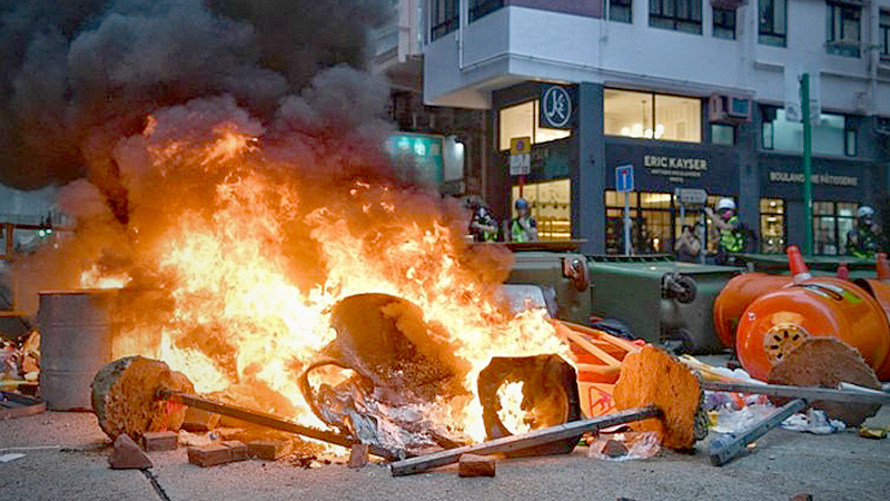 Hong Kong dismisses curfew rumours Hong Kong dismisses curfew rumours