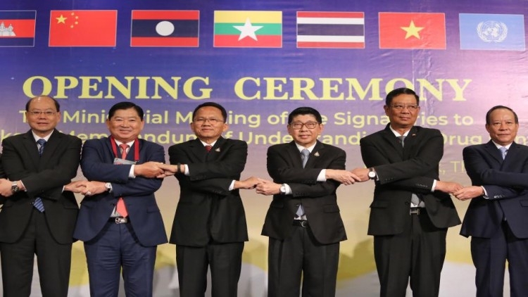 Six Mekong countries join mission to fight narcotics trade Six Mekong countries join mission to fight narcotics trade