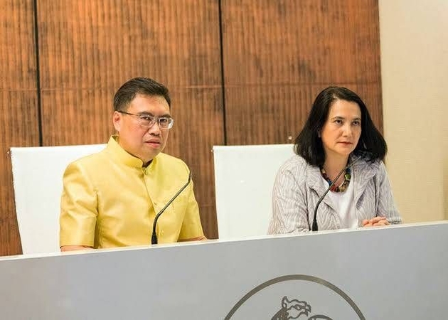Govt to sell Bt5 billion bonds to public as ‘New Year’s gift’ Govt to sell Bt5 billion bonds to public as ‘New Year’s gift’