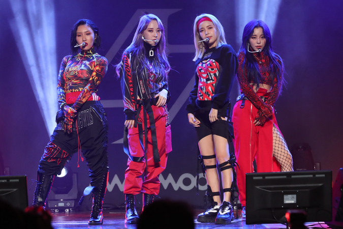 Mamamoo sings about self-confidence in new single ‘Hip’ Mamamoo sings about self-confidence in new single ‘Hip’