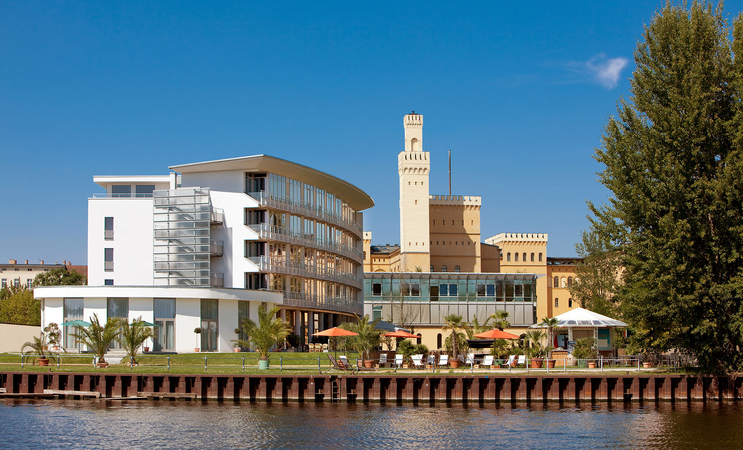 U City supports plan of Vienna House via hotel acquisitions U City supports plan of Vienna House via hotel acquisitions