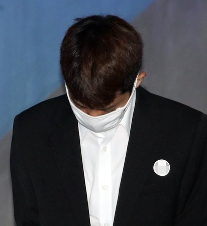 K-pop star Jung Joon-young sentenced to 6 years K-pop star Jung Joon-young sentenced to 6 years