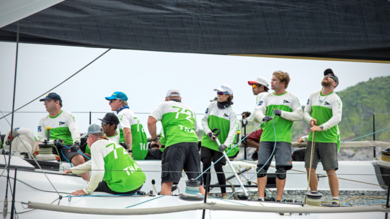 Defending champ Roberts sails to IRC Zero class lead Defending champ Roberts sails to IRC Zero class lead