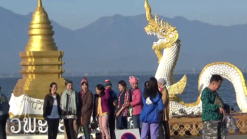 Chilling – literally – by the lake Chilling – literally – by the lake