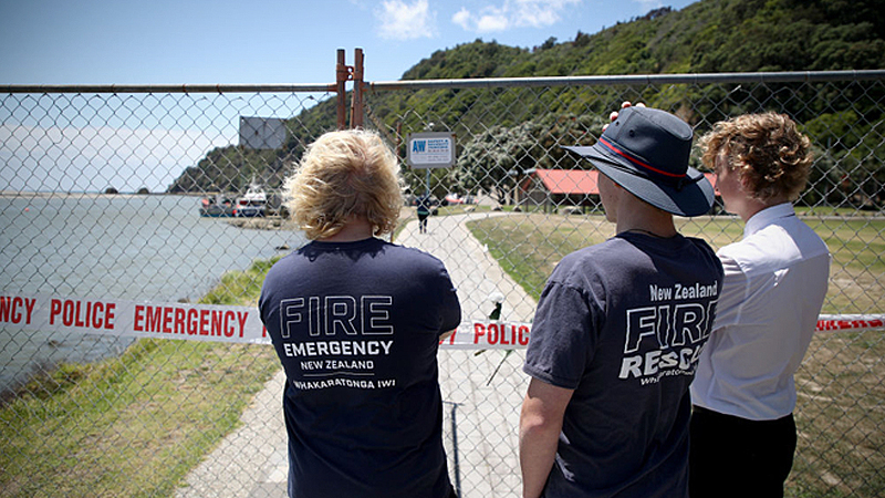 'No signs of life' on New Zealand's White Island following deadly volcanic eruption 'No signs of life' on New Zealand's White Island following deadly volcanic eruption