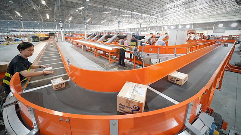 Lazada Express Thailand thrives on largest sortation centre in region Lazada Express Thailand thrives on largest sortation centre in region