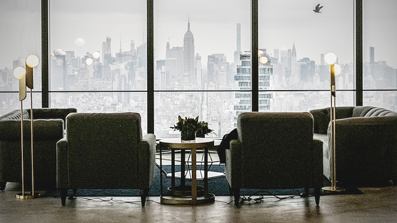 Manhattan leads America's surging information economy Manhattan leads America's surging information economy