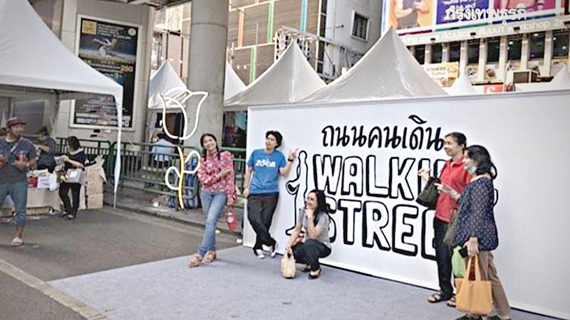 Walking Street promotes Thai handmade products Walking Street promotes Thai handmade products