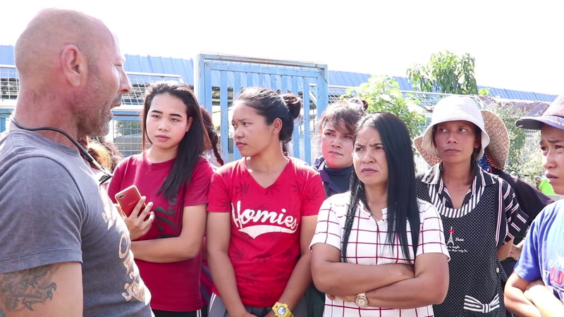Barking mad: Workers in Buri Ram complain of being detained by kennel owner Barking mad: Workers in Buri Ram complain of being detained by kennel owner