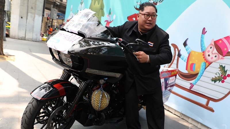 Durian smashing highlights alleged irresponsibility of Harley-Davidson Durian smashing highlights alleged irresponsibility of Harley-Davidson