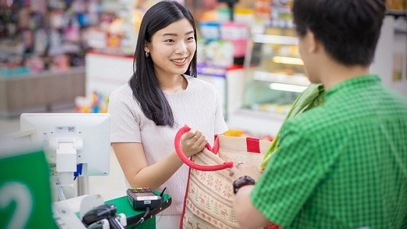 Tesco Lotus offers bags for life to end plastic use Tesco Lotus offers bags for life to end plastic use