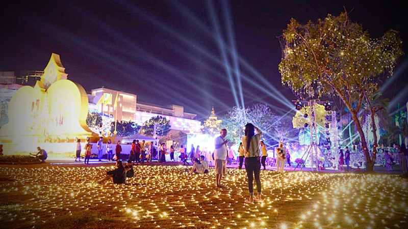 Sparkling lights honour the King and usher in 2020 in Khon Kaen Sparkling lights honour the King and usher in 2020 in Khon Kaen