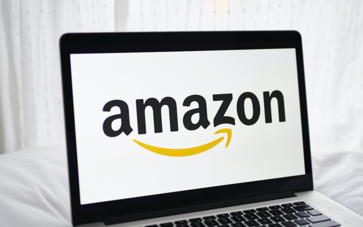 Amazon says holiday shopping broke records this year Amazon says holiday shopping broke records this year