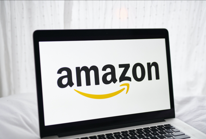 Amazon gain leads S&P 500 after reporting 'record' holiday sales, e-commerce sales grew 7% Amazon gain leads S&P 500 after reporting 'record' holiday sales, e-commerce sales grew 7%