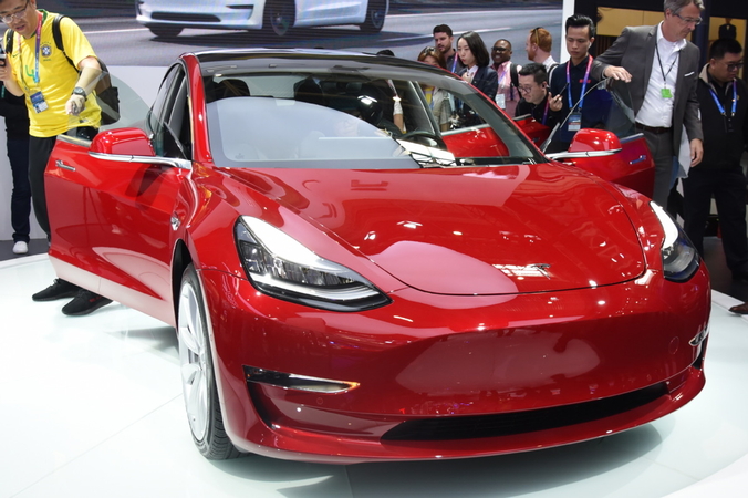 Tesla to provide movies, online games in its cars Tesla to provide movies, online games in its cars