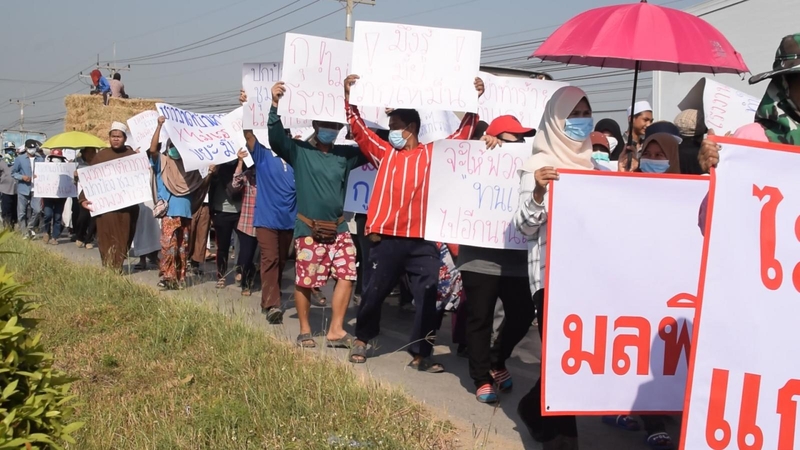 More than 300 rally at factory over troublesome odour More than 300 rally at factory over troublesome odour