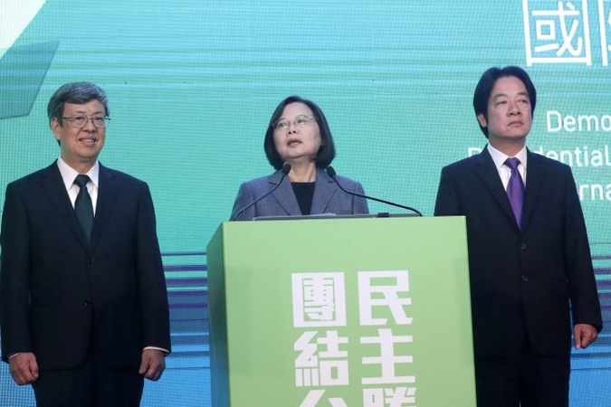 President Tsai calls for cross-strait dialogue, more parity President Tsai calls for cross-strait dialogue, more parity