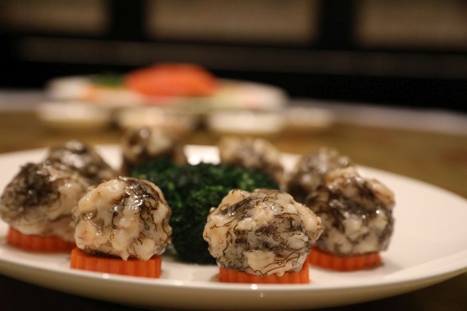 Two Athenee restaurants gear up for New Year festivities Two Athenee restaurants gear up for New Year festivities