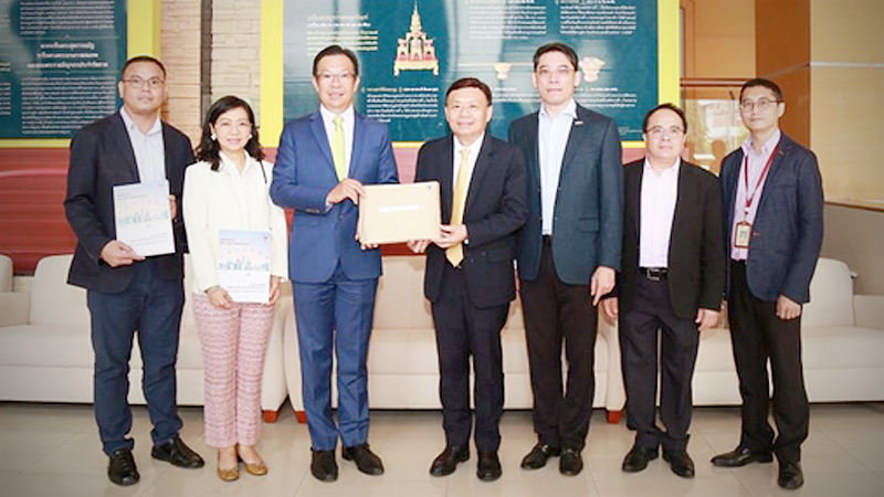 AIS subsidiary picks up bid documents for spectrum auction AIS subsidiary picks up bid documents for spectrum auction