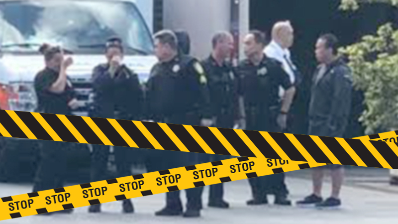 Two Honolulu police officers fatally shot, officials say Two Honolulu police officers fatally shot, officials say
