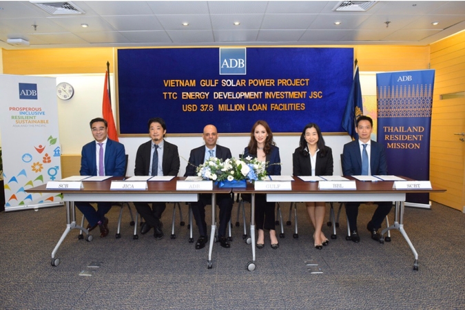 ADB loan unlocks long-term financing for VN’s solar power ADB loan unlocks long-term financing for VN’s solar power