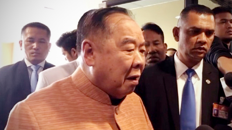 Prawit orders officials to act against those using fire to clear their fields Prawit orders officials to act against those using fire to clear their fields