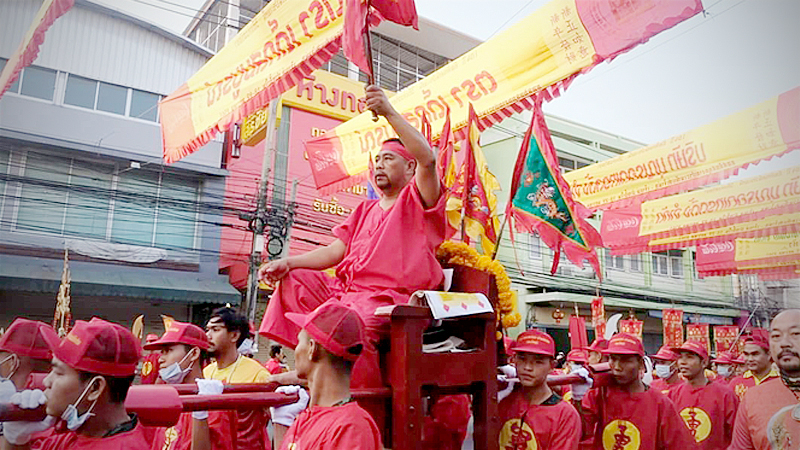 Nakhon Sawan parade celebrates Chinese New Year – and good health Nakhon Sawan parade celebrates Chinese New Year – and good health