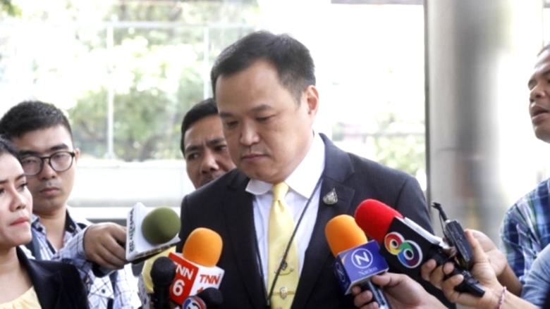 Govt considering suspension of visa on arrival for visitors from China Govt considering suspension of visa on arrival for visitors from China