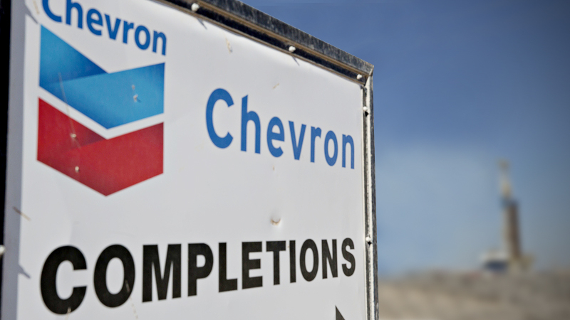 Gloom mounts for Big Oil as Exxon, Chevron disappoint investors Gloom mounts for Big Oil as Exxon, Chevron disappoint investors