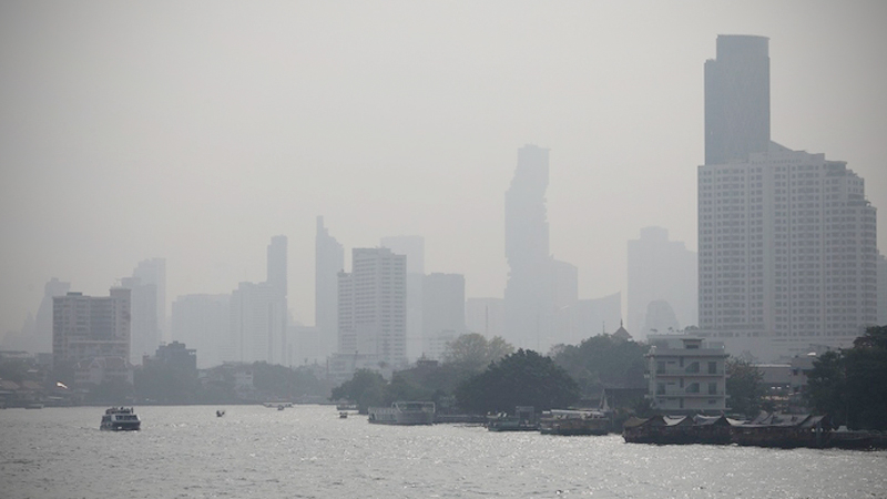 BMA orders halt to high-rise, train route construction for three days to fight haze BMA orders halt to high-rise, train route construction for three days to fight haze