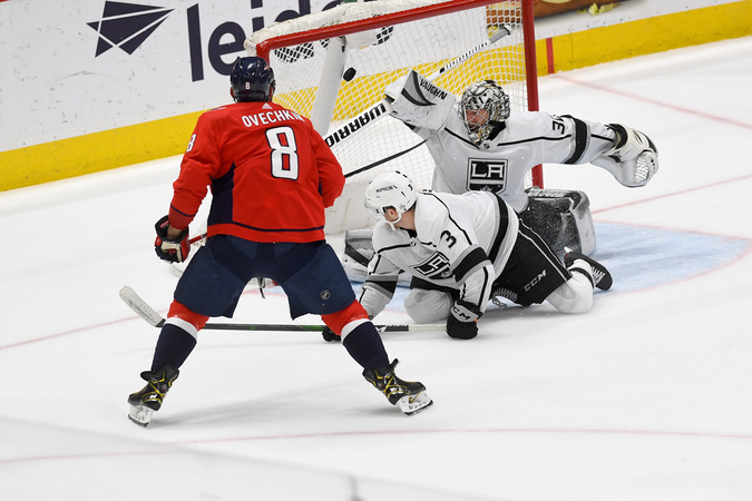 Another hat trick leaves Alex Ovechkin two goals shy of 700 after Capitals surge by Kings Another hat trick leaves Alex Ovechkin two goals shy of 700 after Capitals surge by Kings