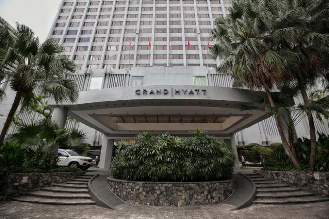 Coronavirus: Grand Hyatt Singapore disinfecting rooms and public areas after two travellers test positive Coronavirus: Grand Hyatt Singapore disinfecting rooms and public areas after two travellers test positive