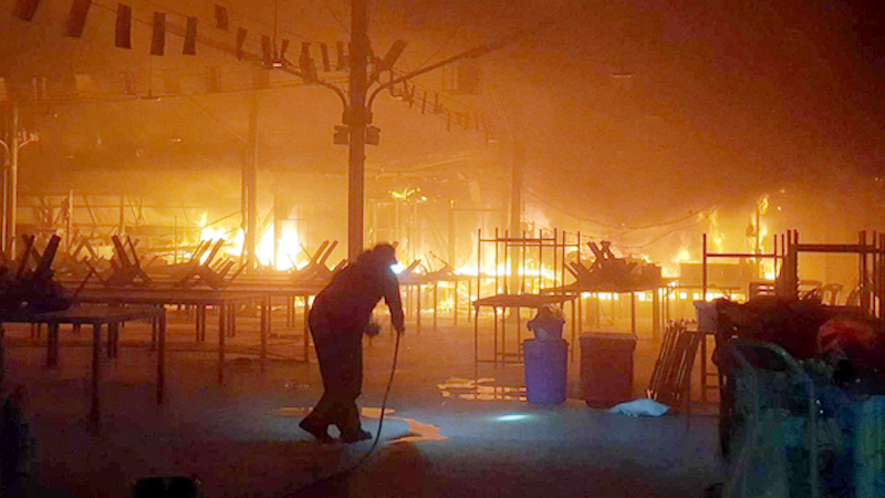 Building damaged in fire at Saphan Mai Building damaged in fire at Saphan Mai