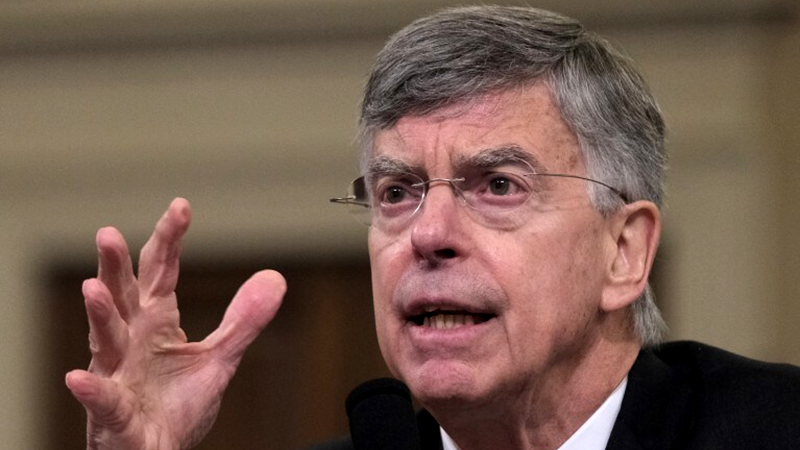 William Taylor Jr., a 'star' impeachment witness, quietly returns home to Trump's Washington William Taylor Jr., a 'star' impeachment witness, quietly returns home to Trump's Washington