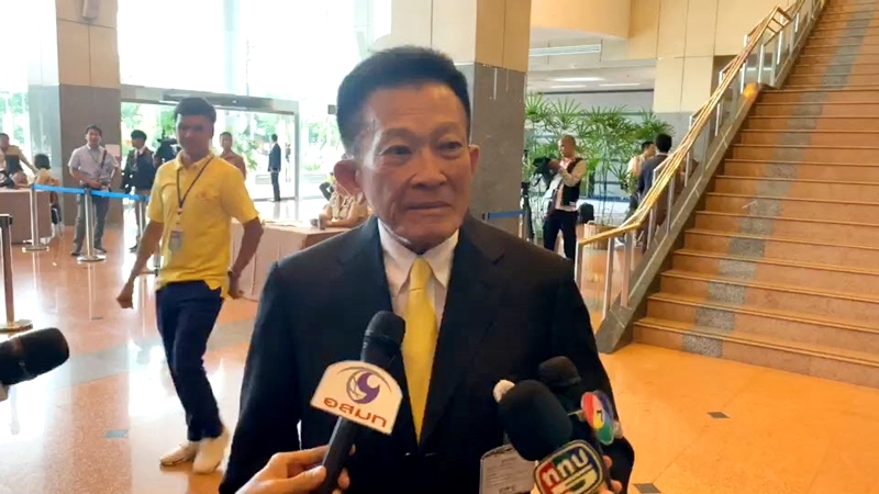 Pheu Thai complains of meddling in by-election Pheu Thai complains of meddling in by-election